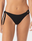 Lily | Slip Bikini con Laccio Laterale e Accessorio - Nero - donna - Raggianti
